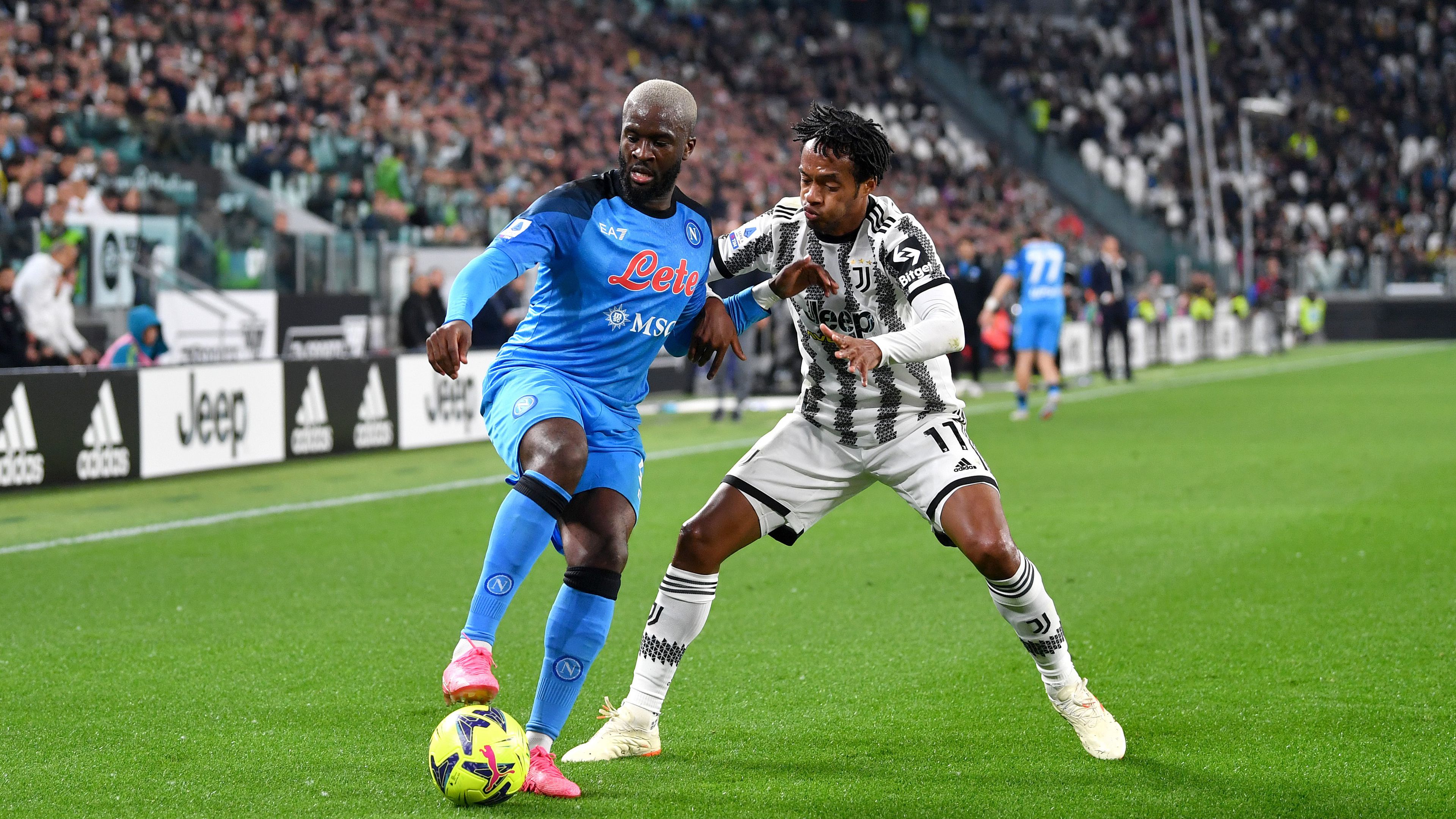 A Napoli felállt a BL-pofonból, a 93. percben szerzett góllal sokkolta a Juventust