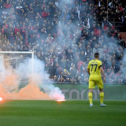 A Lazio kapusát eltalálta egy füstgránát, félbeszakadt a szerdai bajnoki