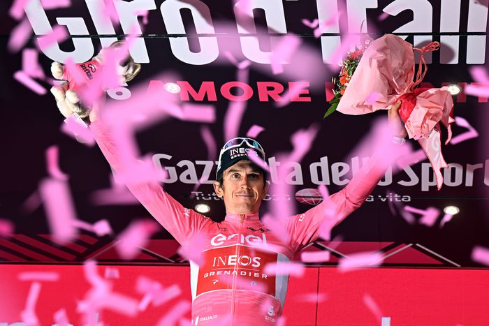 Thomas átvette a rózsaszín trikót a Giro d’Italián