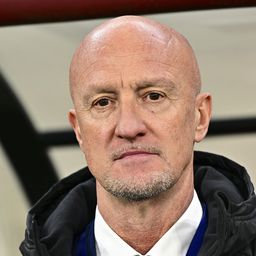 Magyarul hirdetett keretet Marco Rossi – videóval