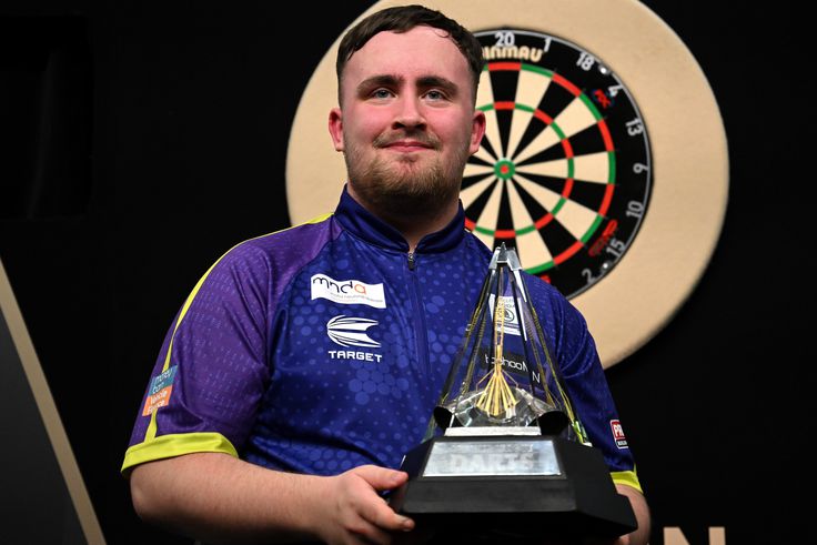 Kilencnyilas a döntőben, Luke Littler a Premier League bajnoka!