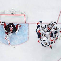 Idegenben hengerelt a címvédő Florida az NHL keleti döntőjében