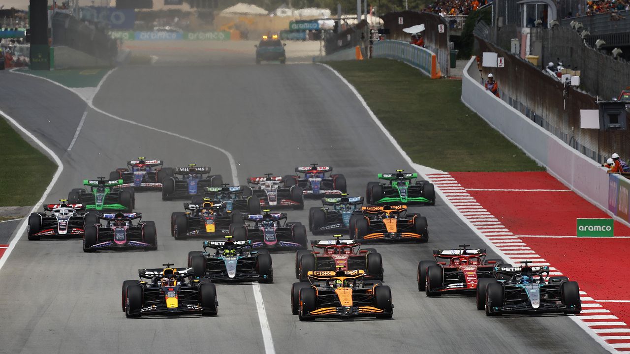 EN VIVO: George Russell gira primero, pero Max Verstappen ya está en cabeza