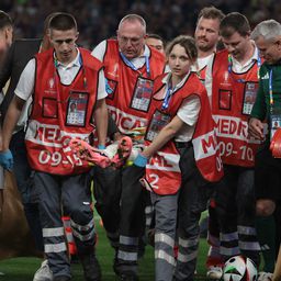 Ijesztő percek: horrorsérülést szenvedett a magyar válogatott csatára – videó