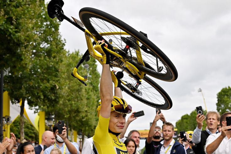 Címvédéssel zárult a Tour de France