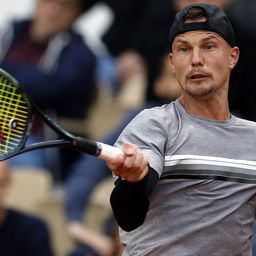 Fucsovics búcsúzott az első fordulóban Kitzbühelben
