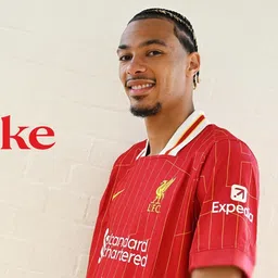 HIVATALOS: Hugo Ekitiké a Liverpool játékosa