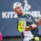 Fucsovics kiesett a kitzbüheli tenisztorna nyolcaddöntőjében