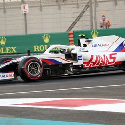 F1-hírek: A korábbi orosz főszponzor lefoglaltatná a Haas autóit és felszereléseit