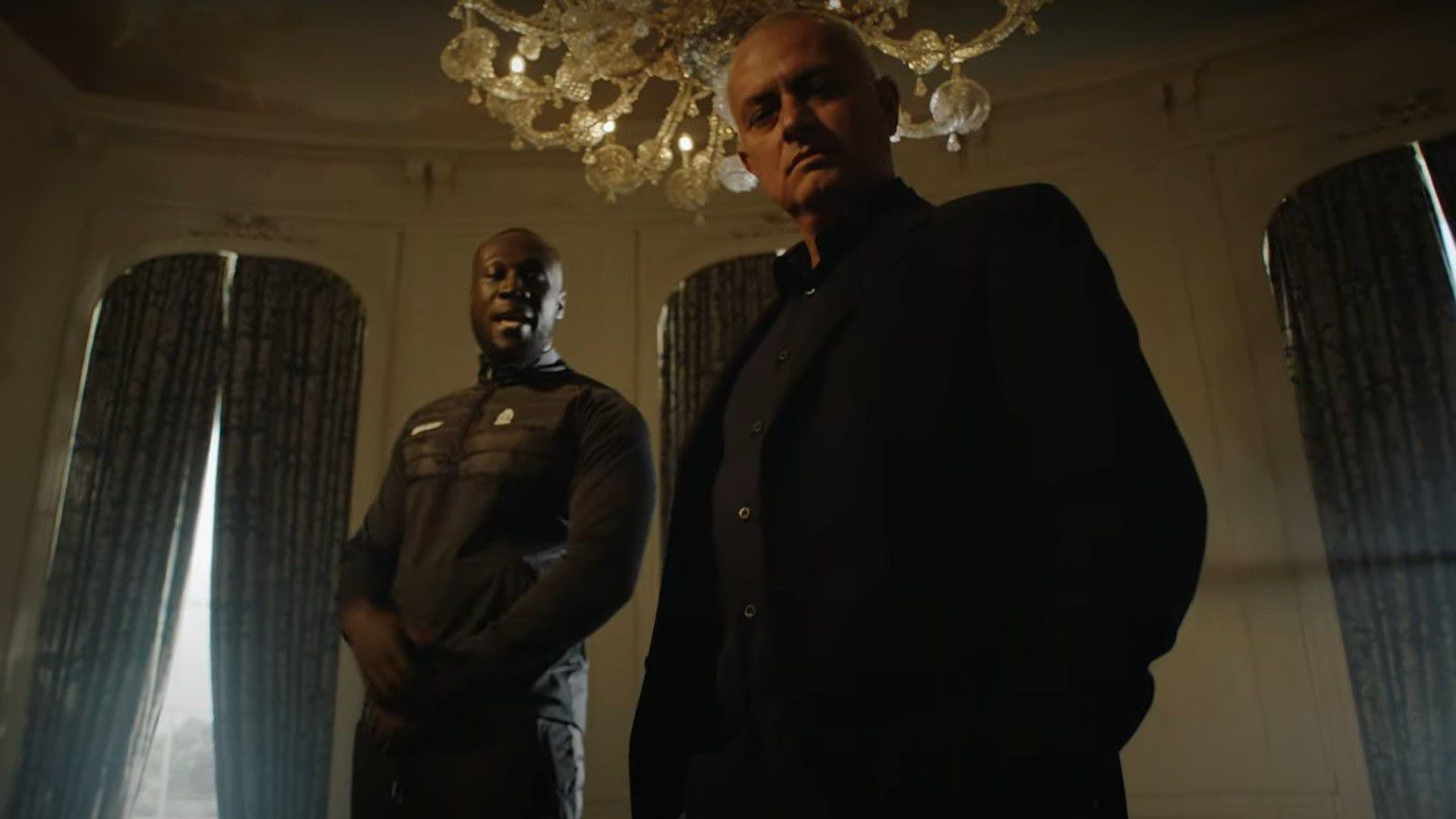 José Mourinho videoklipben vállalt szerepet
