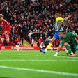 Gólja után állították ki Ekitikét, a Liverpool Szoboszlai nélkül jutott tovább a Ligakupában