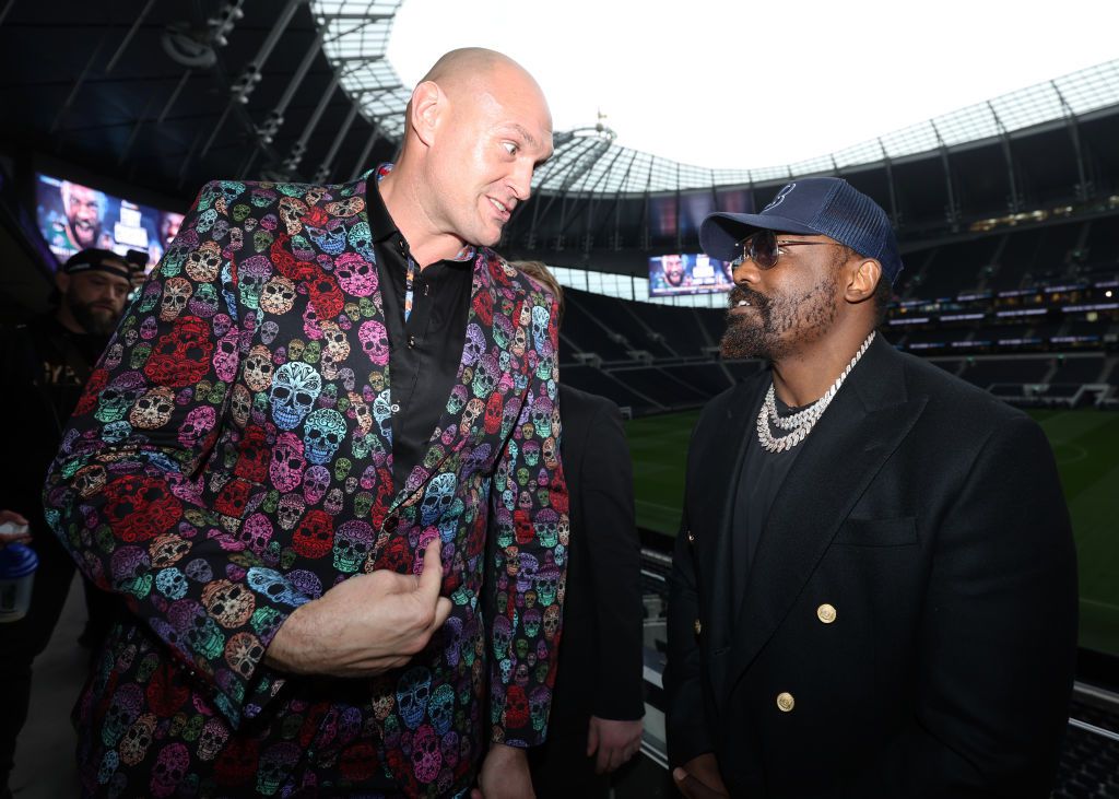 Tyson Fury és Derek Chisora a Tottenham stadionjában a világbajnoki meccsük előtt (Fotó: Getty Images)