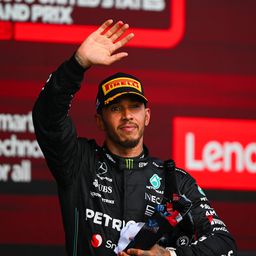 „Kiábrándító döntés” – Hamilton reagált a kizárására