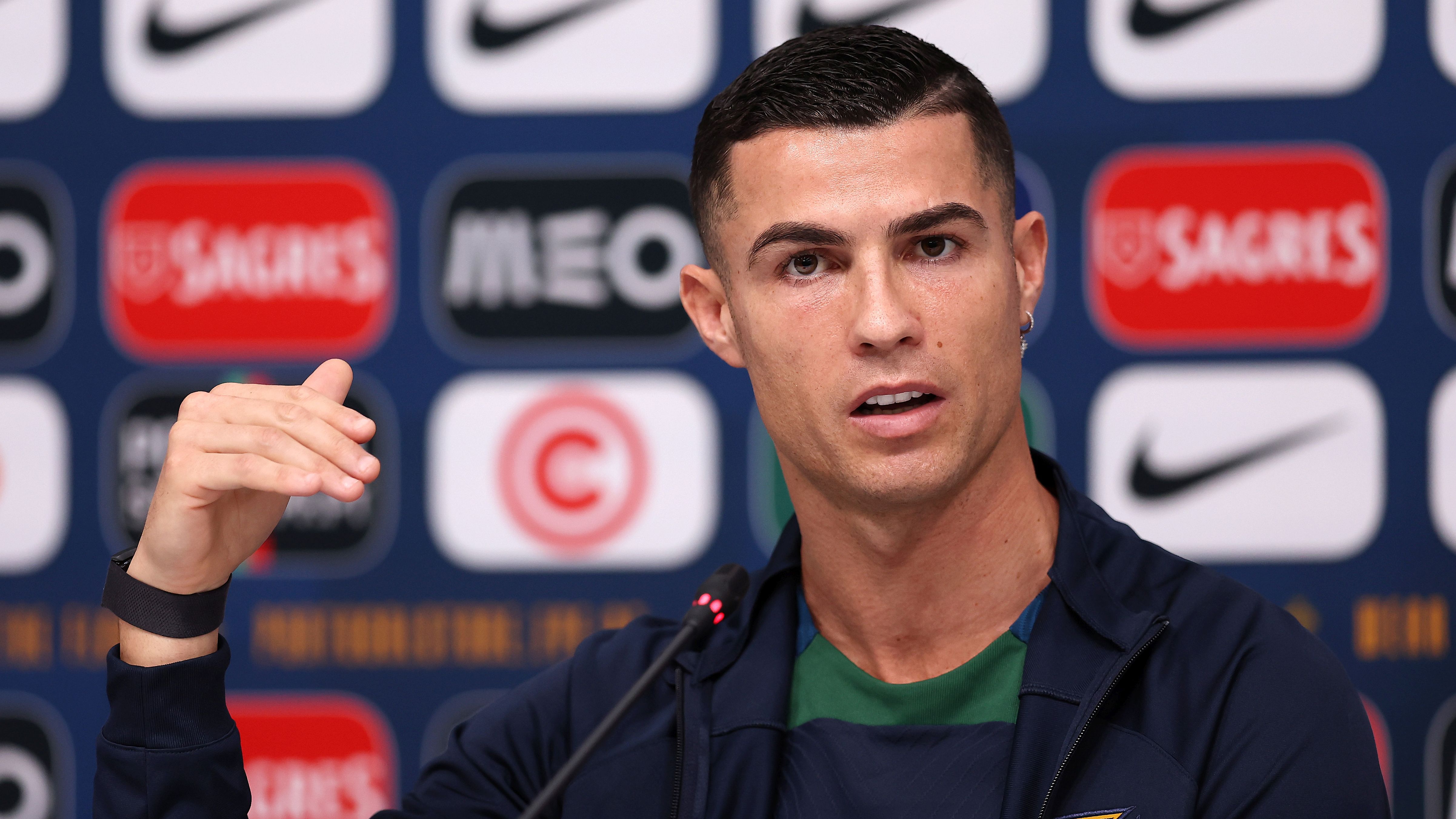 Komoly összeget spórol Ronaldo kirúgásával a Manchester United – sajtóhír