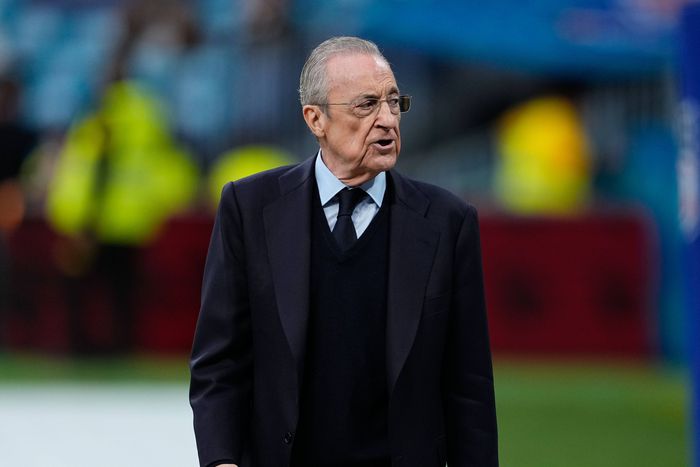Florentino Pérez odaszúrt a Barcelonának