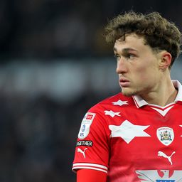 Mesteri indítás, Callum Styles a saját térfele közepéről adott gólpasszt – videóval
