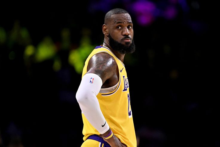 LeBron James tovább javítja saját rekordját: itt az NBA All Star-gála névsora!