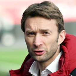 „Idehaza megnyugtató előnyt kell szereznünk” – mondja a Leverkusen sportigazgatója