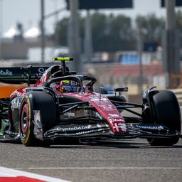 Az Alfa Romeo nyerte a második F1-es tesztnapot Bahreinben – videókkal