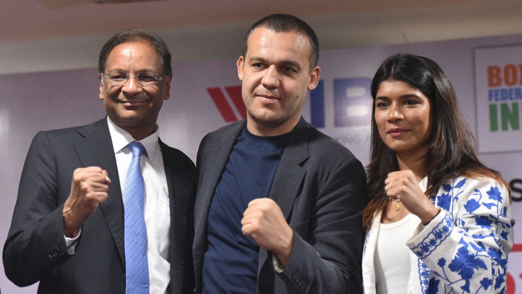 Így vásárolja meg a bokszolók lelkét a Nemzetközi Ökölvívó Szövetség