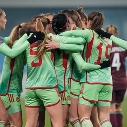 Két újonc a Nemzetek Ligája-meccsekre készülő női futballválogatott keretében