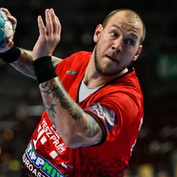 Közel a búcsú: az utolsó hazai BL-csatájára készül a Veszprém svéd klasszisa – videóval