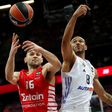 Hanga Ádám lányai az Euroliga-serleggel mentek iskolába