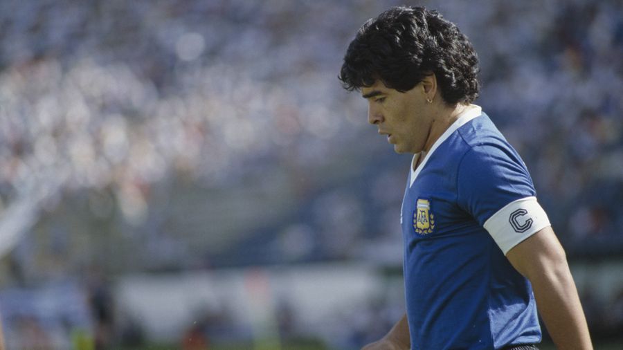 „Ugye tudjátok, hogy megrendeztem a halálomat?” – meggyalázták Maradona emlékét