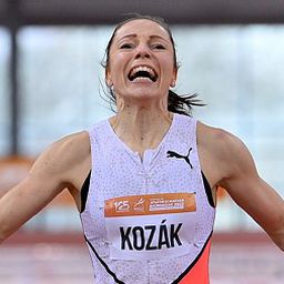Kozák Luca ötödik 100 gáton Savonában