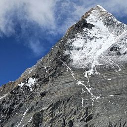 A Föld legmagasabb pontjára, 8848 méter magasra tartott a békéscsabai hegymászó, de meglehet, hogy már járt fent, csak egyelőre nincs hír a mozgásáról. (Fotó: Kyocera Everest Expedíció 2023)
