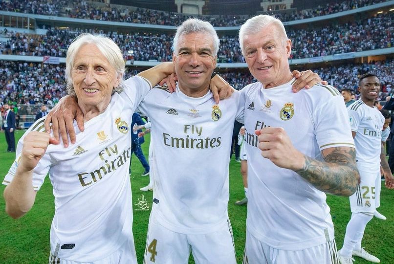 Úgy tűnt, ez lesz a Real Madrid középpályája, még 2070-ben is. (Fotó: Facebook)