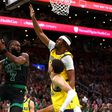 Egyre közelebb a döntőhöz a Boston az NBA-ben – videóval