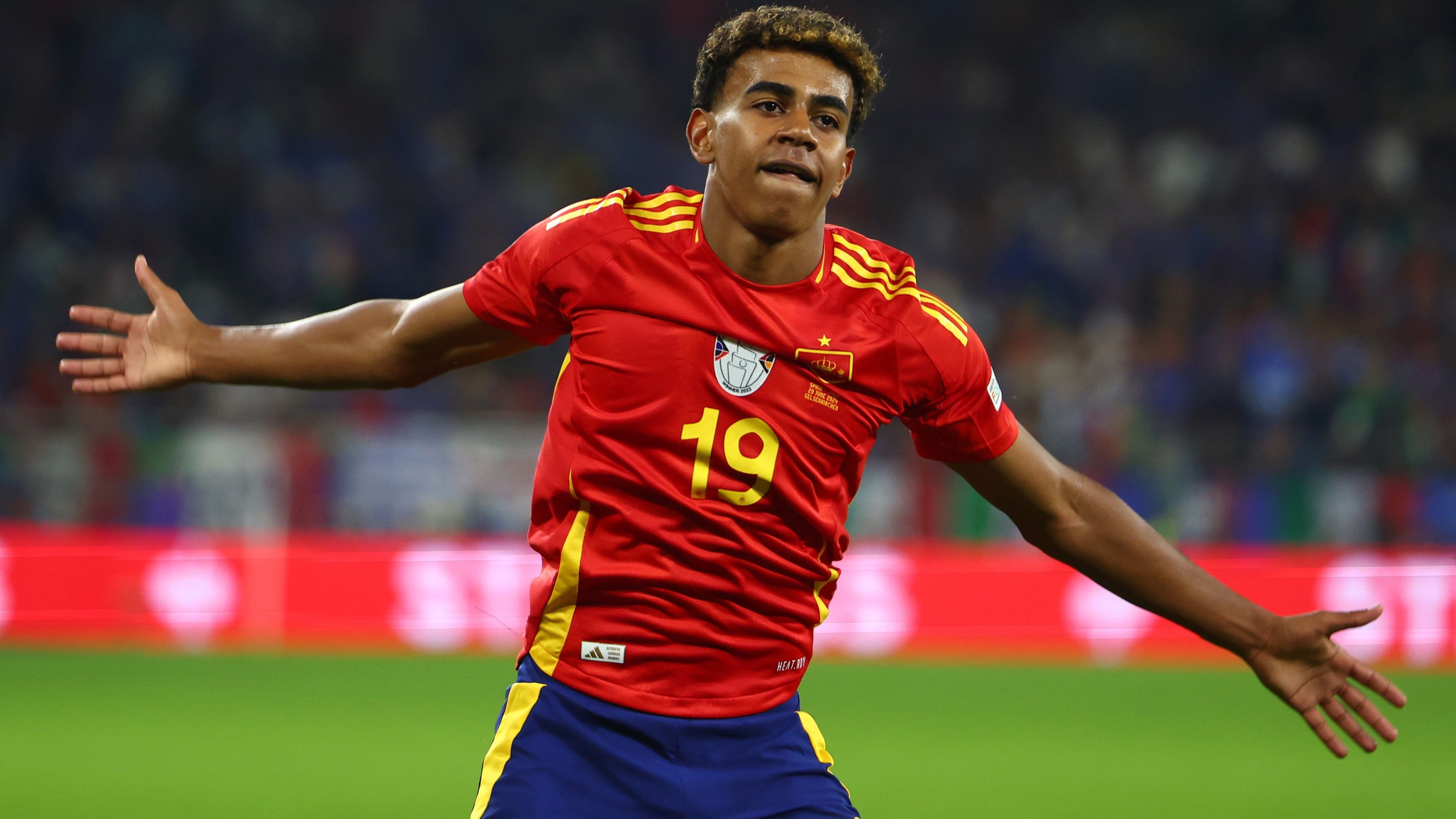 Lamine Yamalt fiatal kora ellenére már sztárként kezelik a Barcelonánál és a spanyol válogatottnál egyaránt. (Fotó: Getty Images)