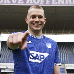 „A Bundesligába igazolni mindenképpen előrelépés” – Marco Rossi Szalai klubváltásáról