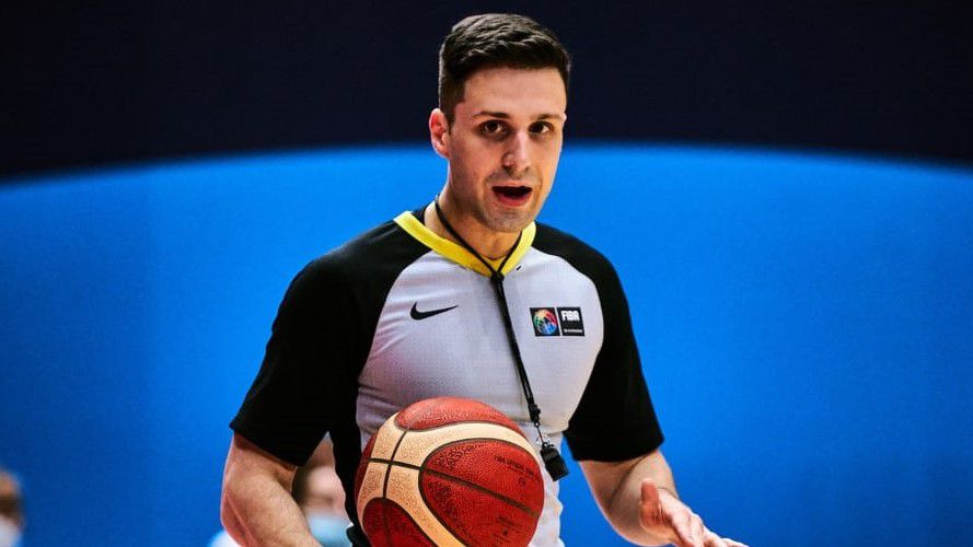 Praksch Péter személyében magyar játékvezető is közreműködik majd a férfi kosárlabda-vb-n (Fotó: univpecs.hu)