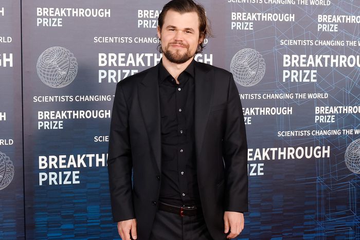 Magnus Carlsen diadalmaskodott a világkupán