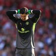 Az Arsenal ellen nagyot hibázó kapus kezd az MU-ban, Onana csak a kispadon