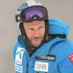 Az olimpiai bajnok norvég klasszist hererákkal műtötték