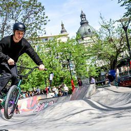 Friss hírek érkeztek a súlyos balesetet szenvedő Kempf Zozó állapotáról
