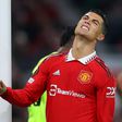 Cristiano Rolando lerombolja a szobrát