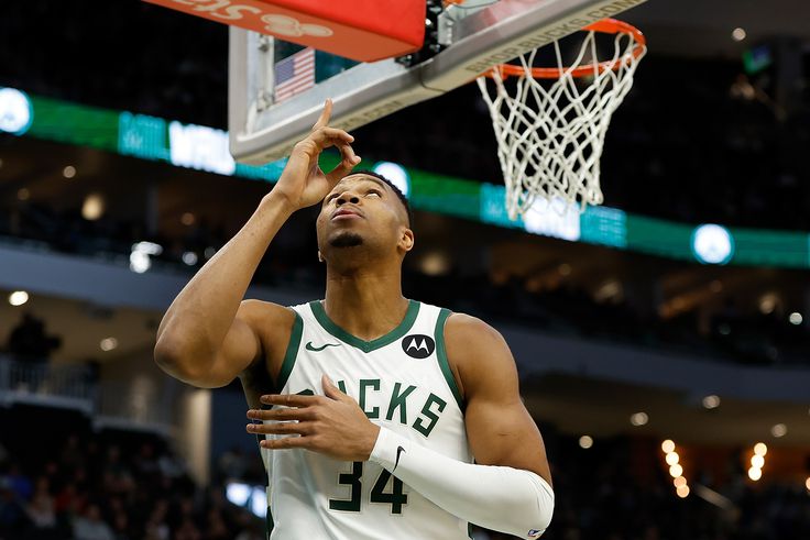 Elképesztő összegért hosszabbított csapatával az NBA világsztárja