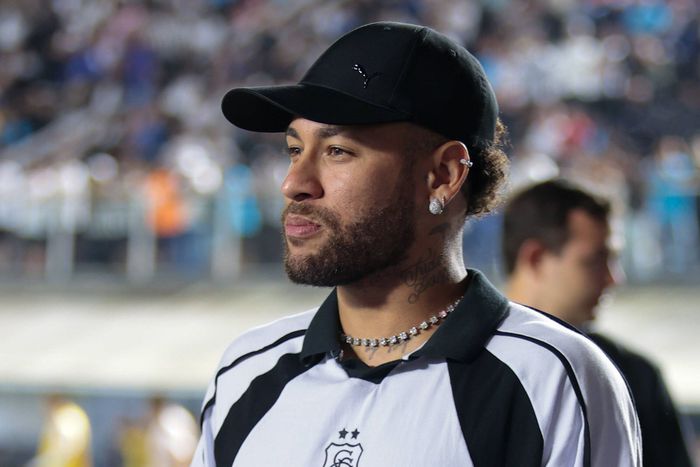 Neymar 21 mérkőzésen hat gólt szerzett a Santosban