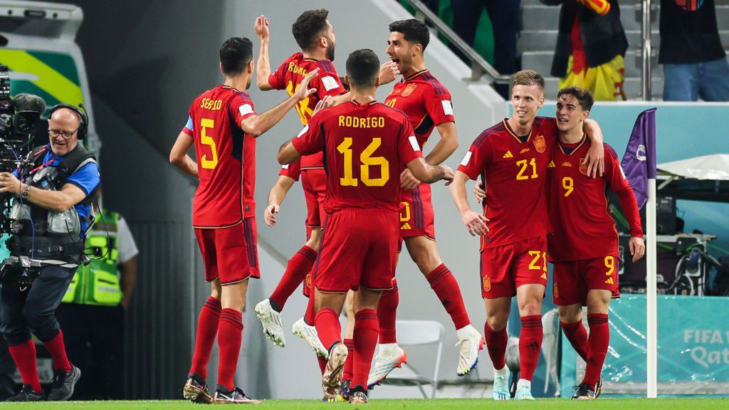 Megvannak a kezdőcsapatok – Így lép pályára egymás ellen Spanyolország és Marokkó