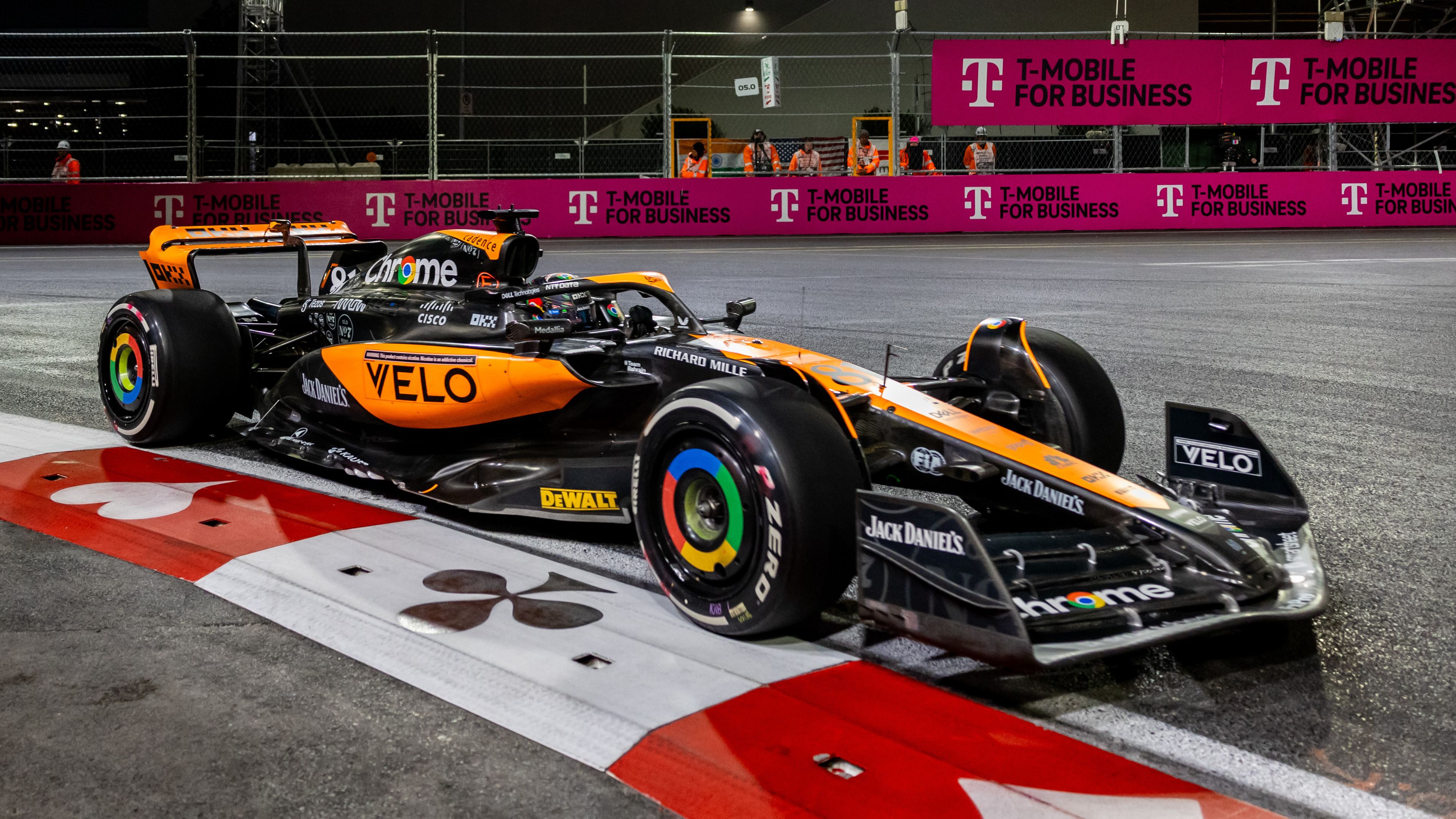 A Mercedes szállítja a motort 2030-ig a McLarennek