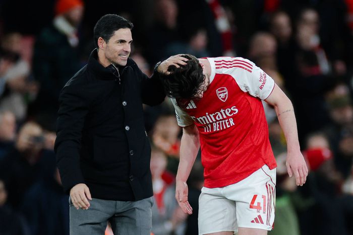 Az Arsenal 13 fordulót követően vezeti az angol bajnokságot