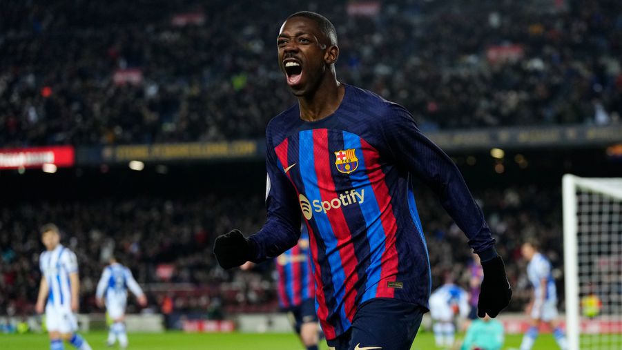 Ousmane Dembélét felállva tapsolta meg a Camp Nou közönsége a lecserélésekor (Fotó: Getty Images)