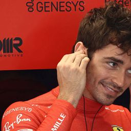 F1-hírek: Leclerc hosszabbított a Ferrarival – hivatalos