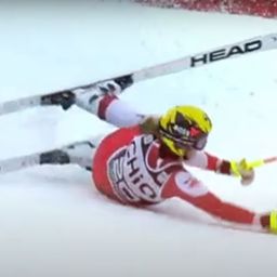 FRISSÍTVE! Súlyos sérülések rekordere – Nina Ortlieb lábát törte, 23. műtét vár rá!