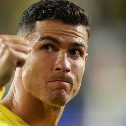Magyar játékvezetők Cristiano Ronaldóék meccsén, a portugál klasszis betalált – videóval