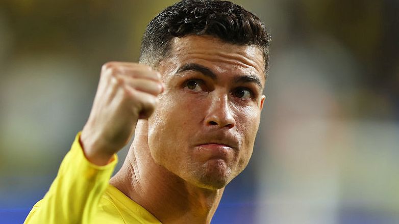 Magyar játékvezetők Cristiano Ronaldóék meccsén, a portugál klasszis betalált – videóval